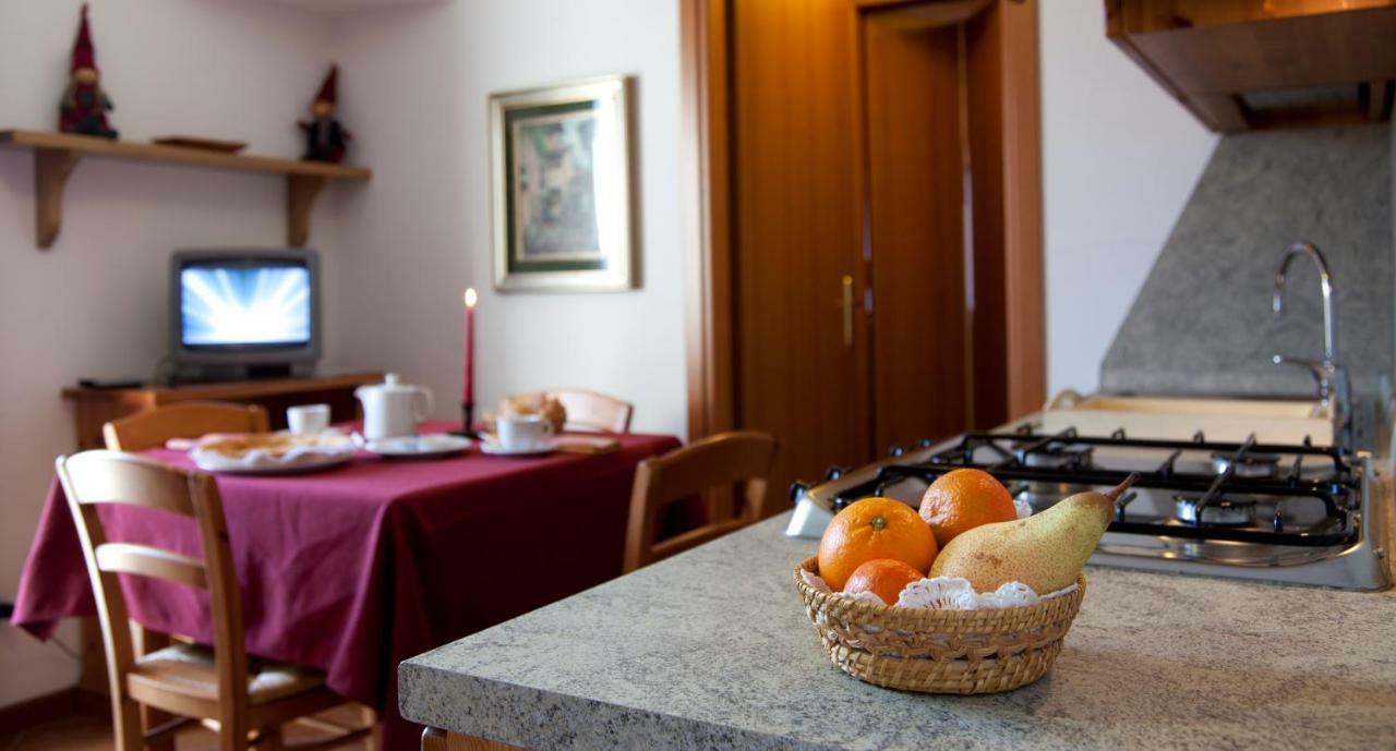 Residence Cavallino Ponte Di Legno Bagian luar foto