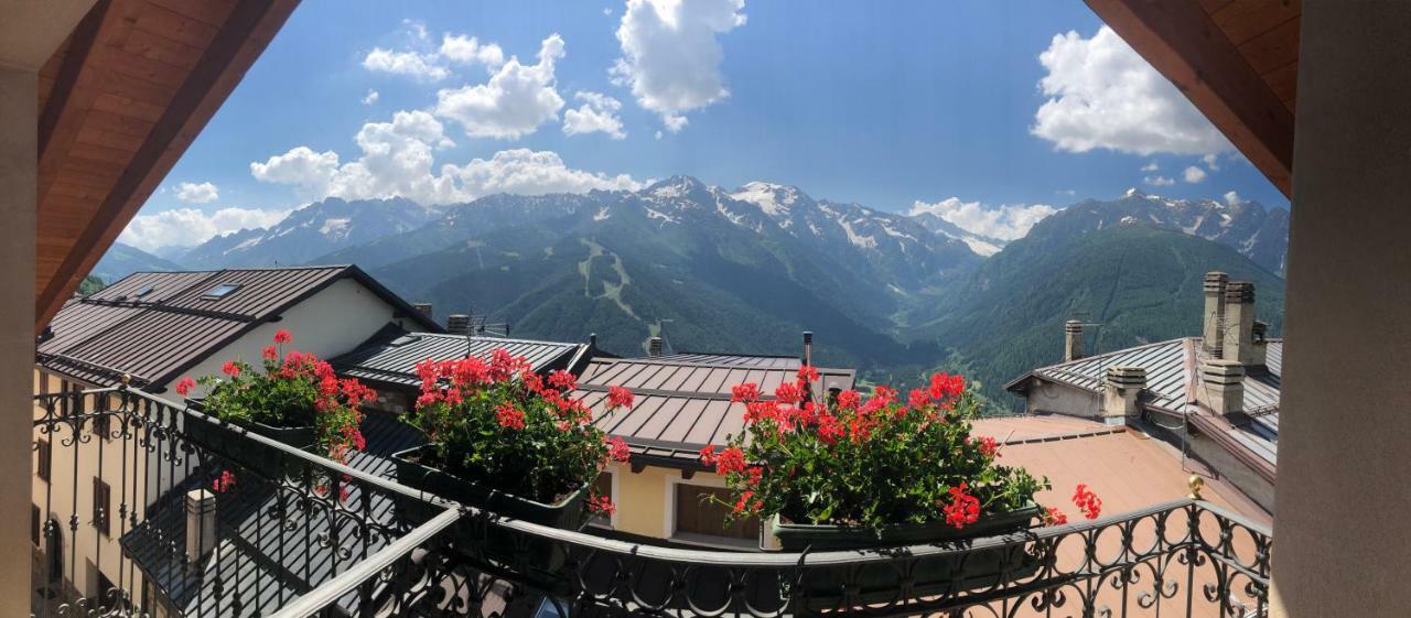 Residence Cavallino Ponte Di Legno Bagian luar foto